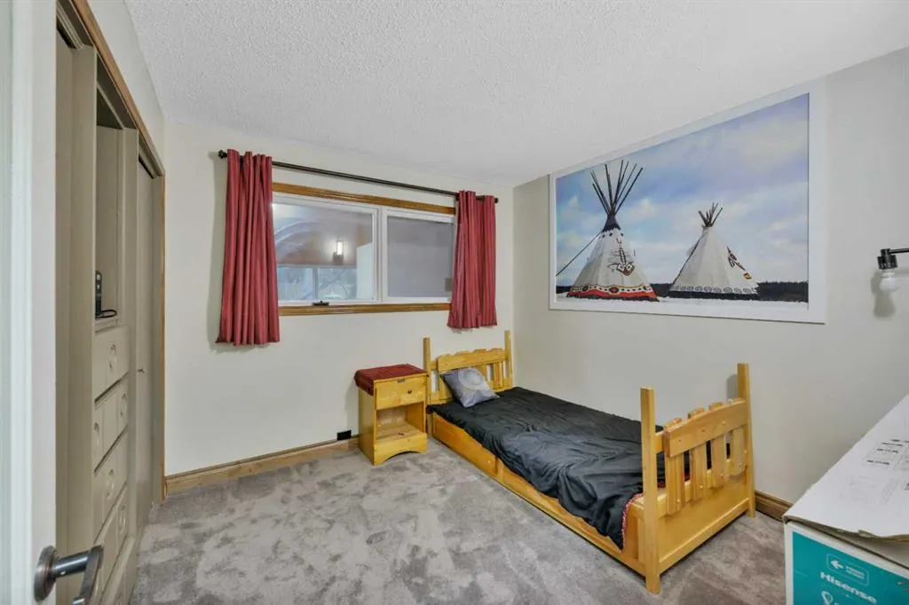 9 Cronquist Close
