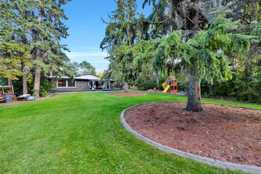 9 Cronquist Close