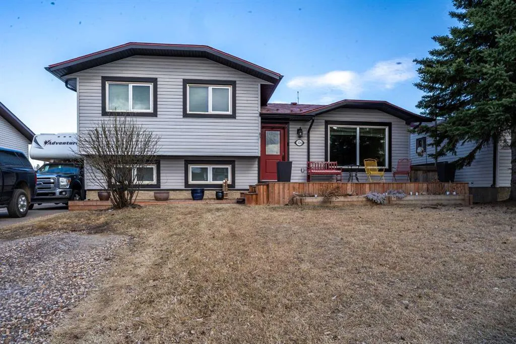 106 Becker Crescent