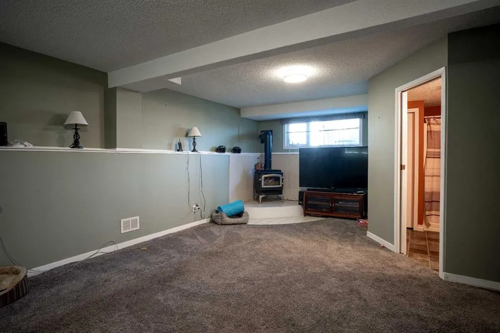 106 Becker Crescent