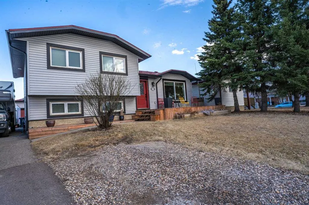 106 Becker Crescent