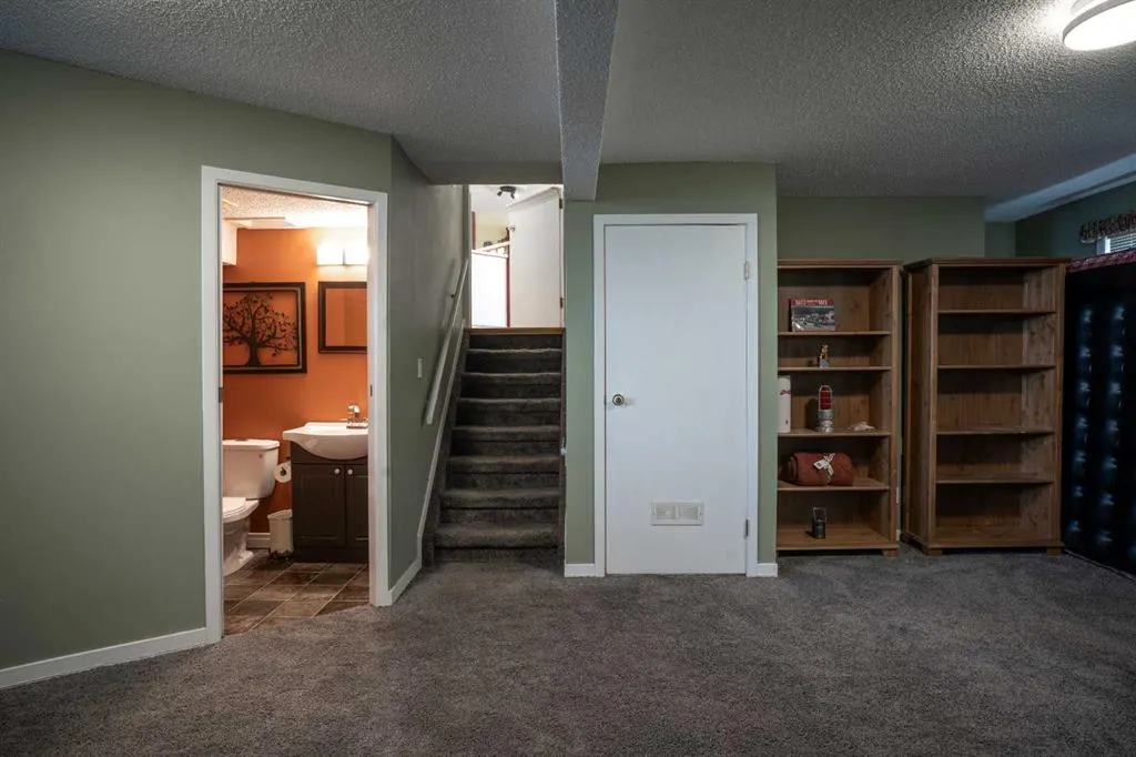 106 Becker Crescent