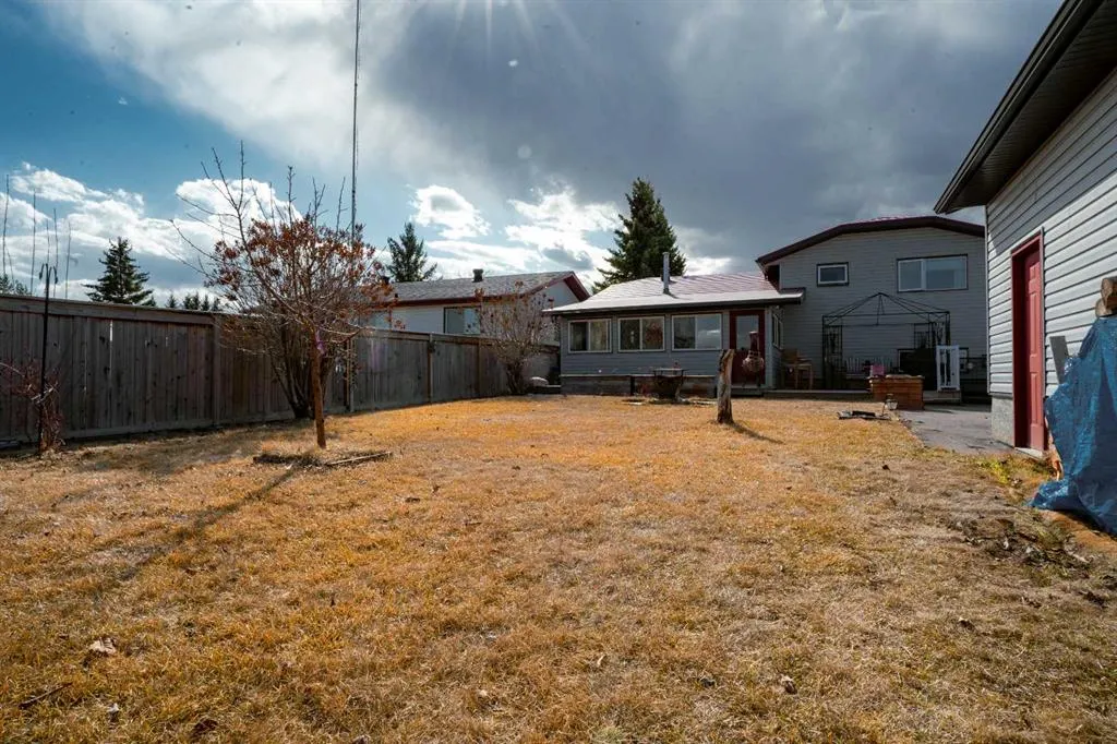 106 Becker Crescent