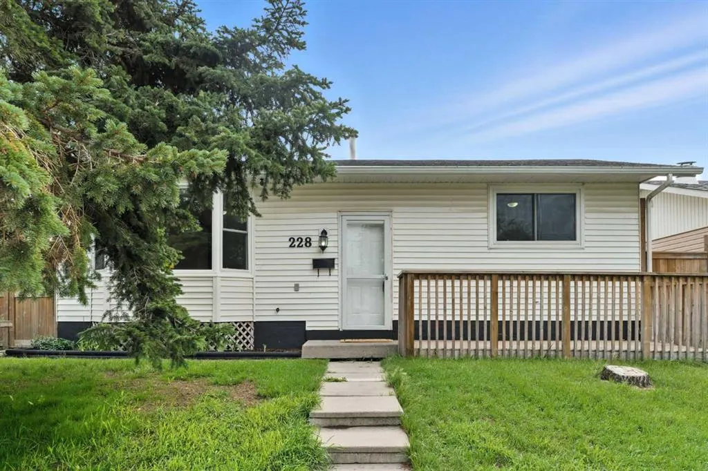 228 Penswood Way SE