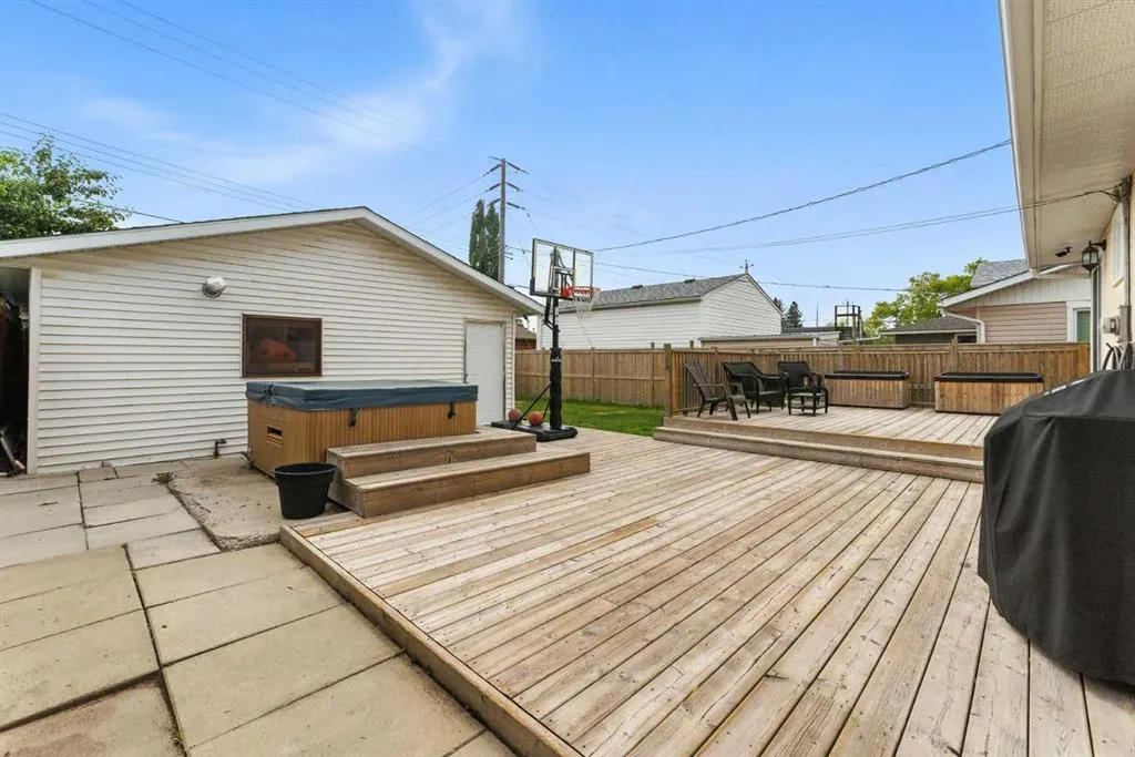 228 Penswood Way SE