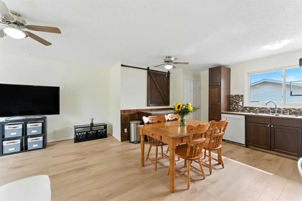 228 Penswood Way SE