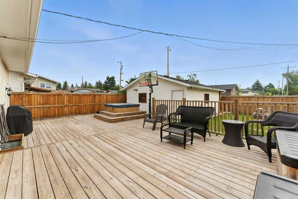 228 Penswood Way SE