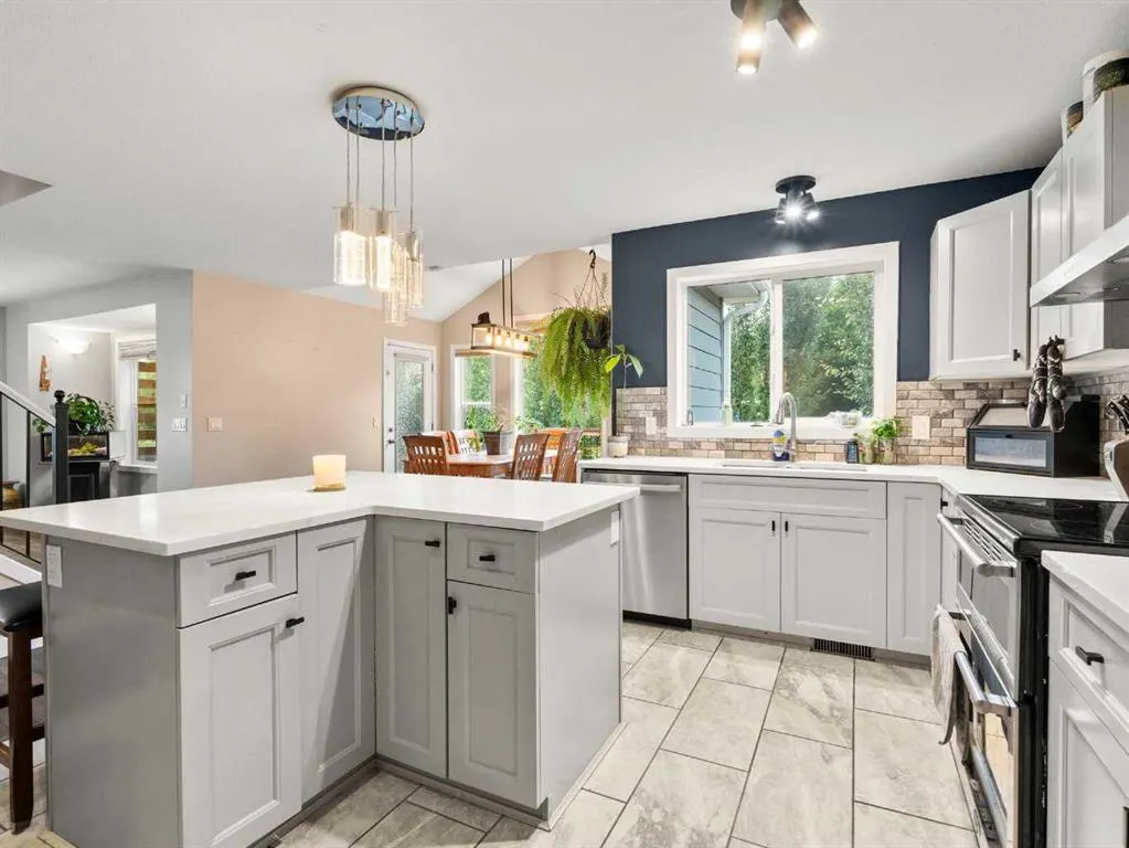 169 Cimarron Drive