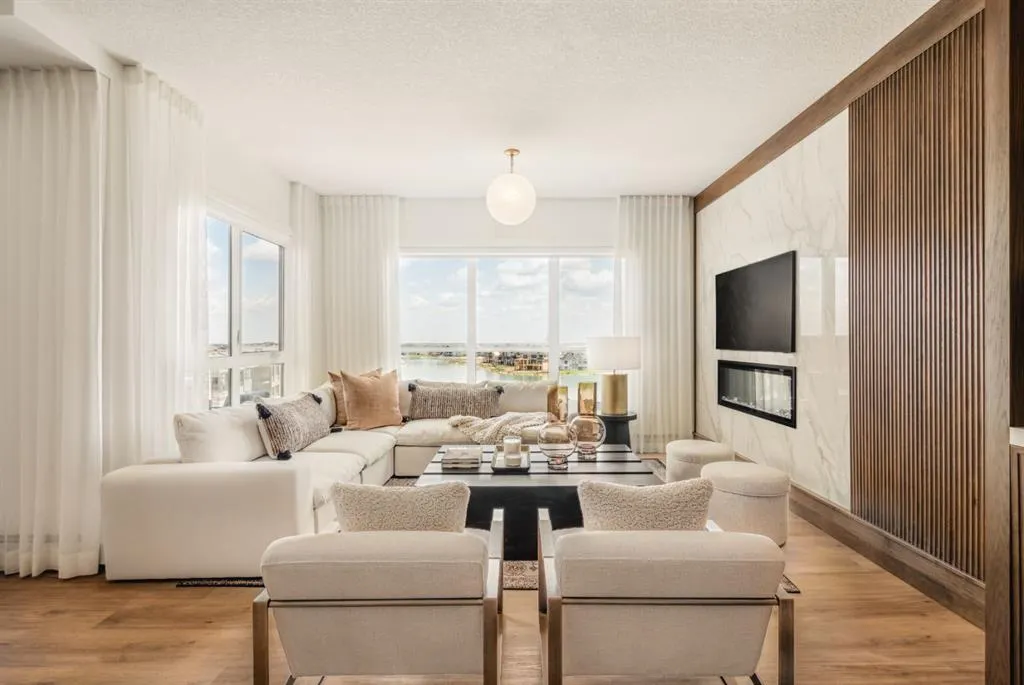 10 Cascade Ridge, #205