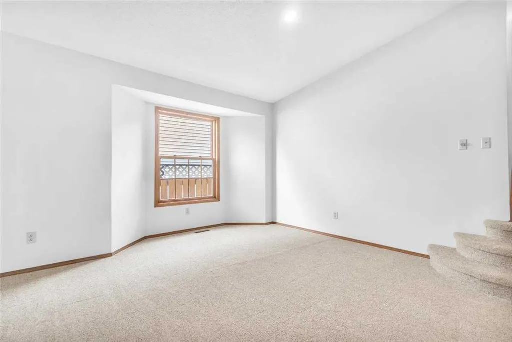 28 Hunters Crescent