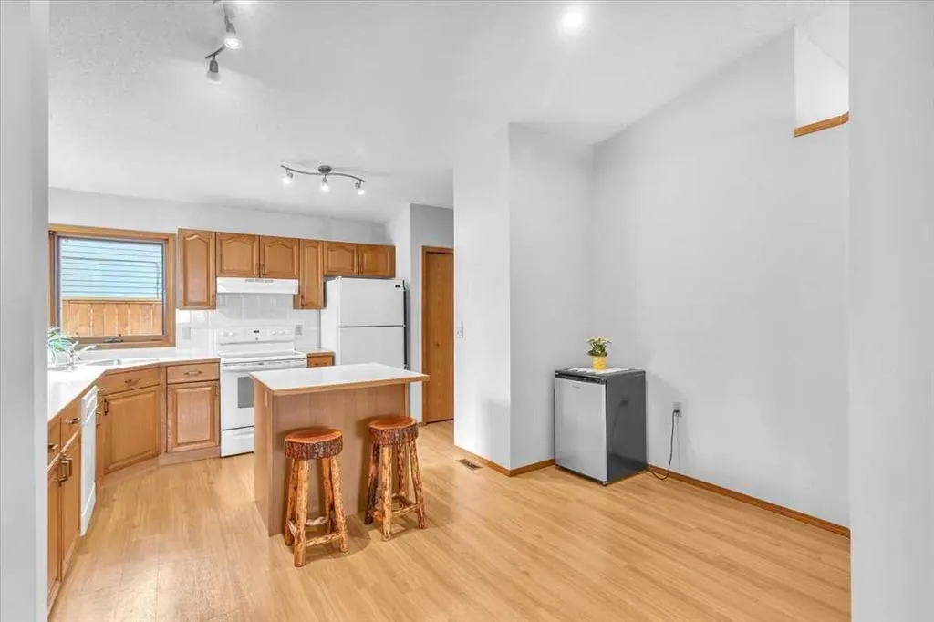 28 Hunters Crescent