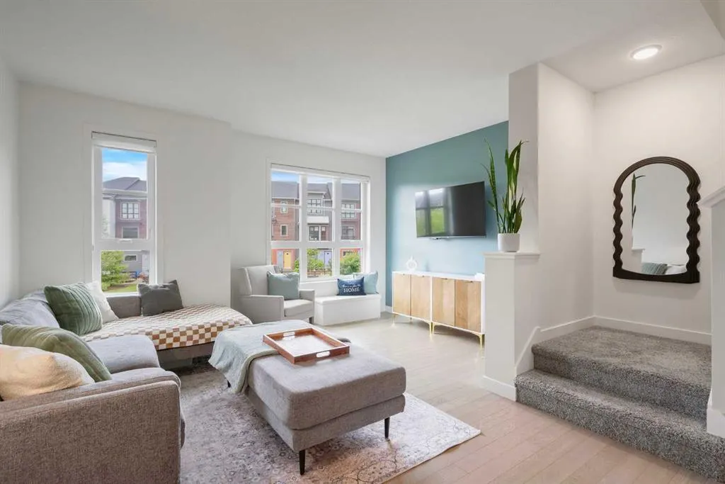 14 Walden Path SE