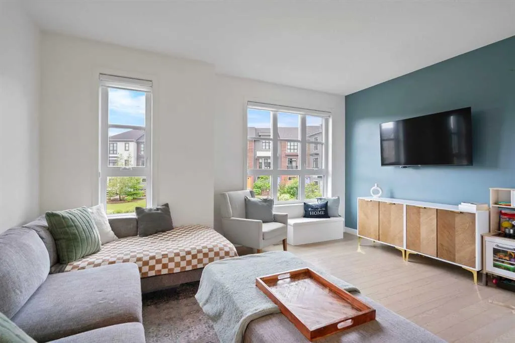 14 Walden Path SE