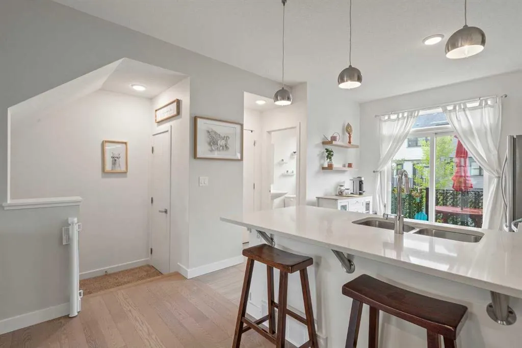 14 Walden Path SE