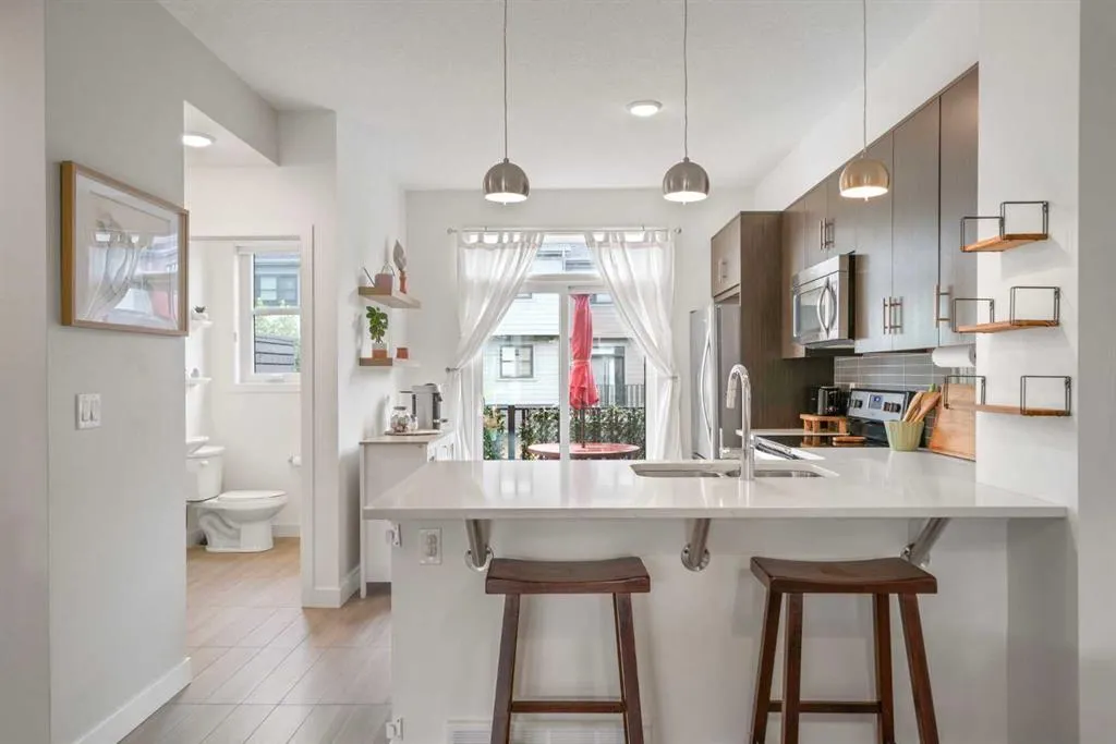 14 Walden Path SE
