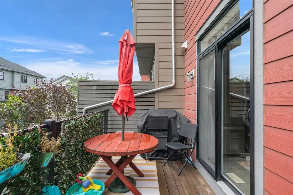 14 Walden Path SE