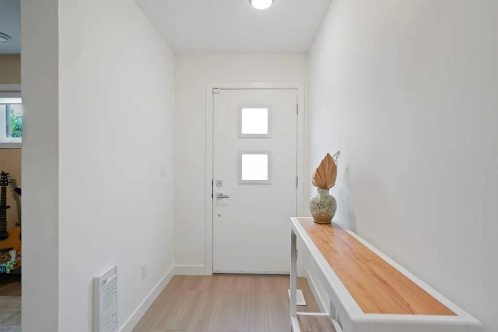 14 Walden Path SE