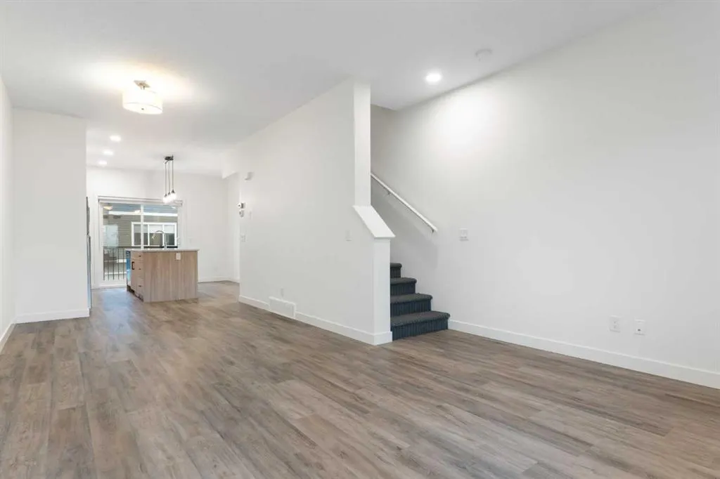 24 Rivercrest Drive, #103