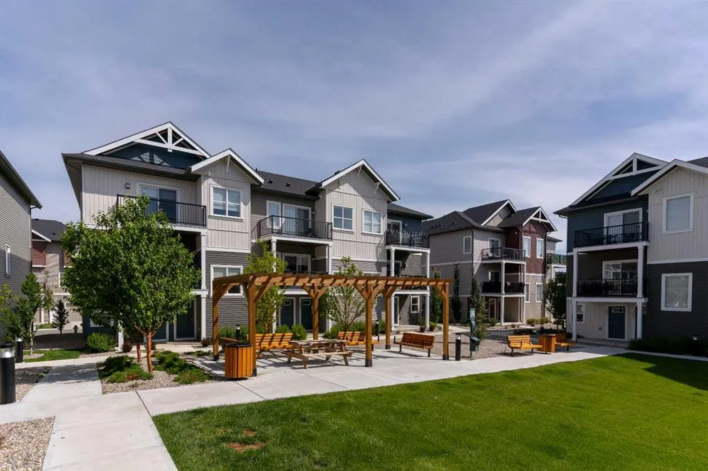 24 Rivercrest Drive, #103