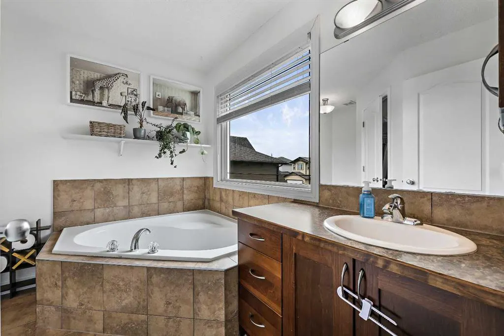 805 800 Carriage Lane Place