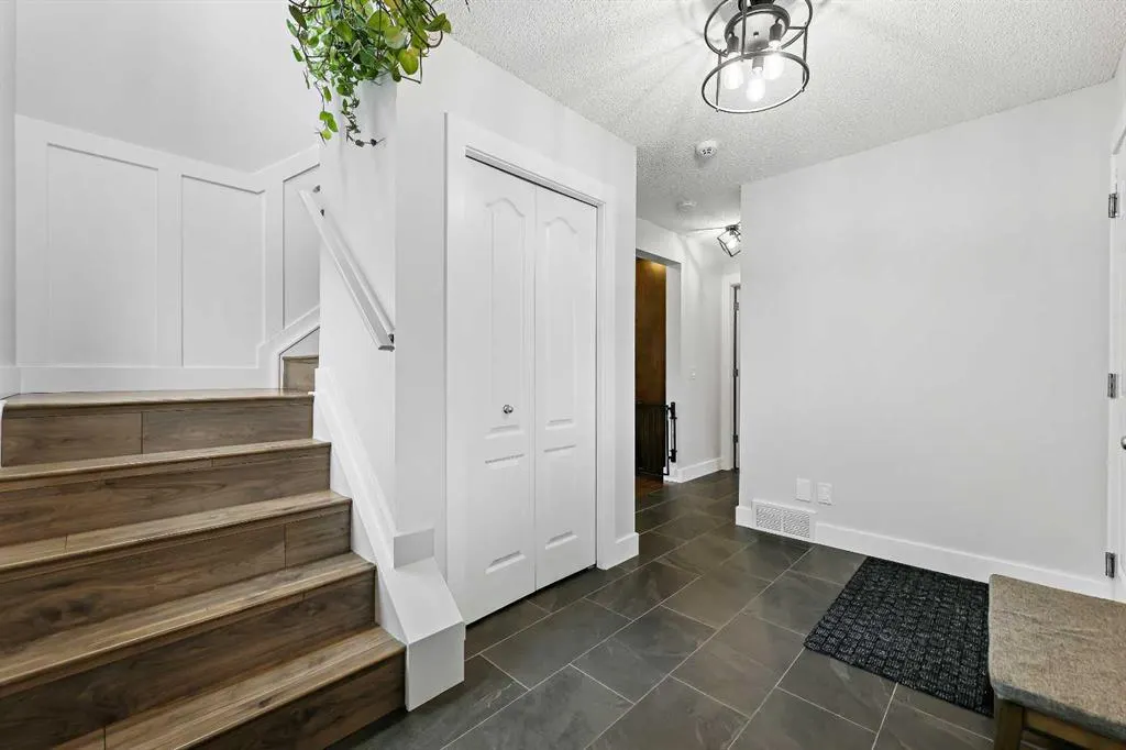 805 800 Carriage Lane Place