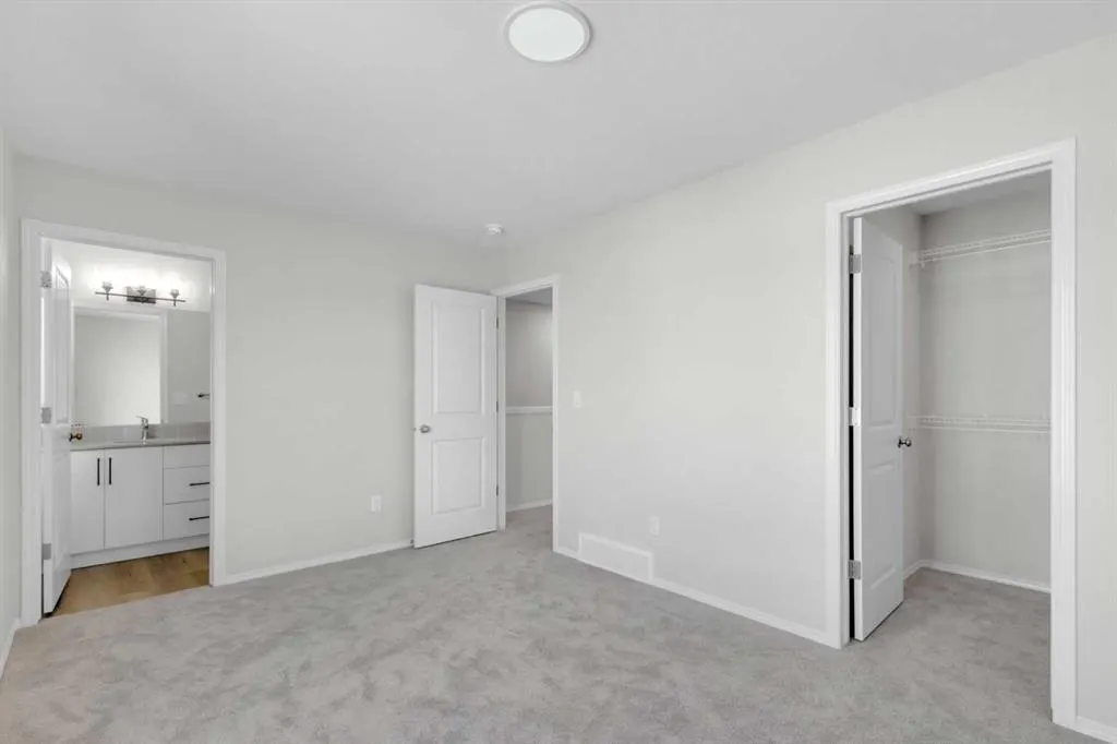 18 Anna Close