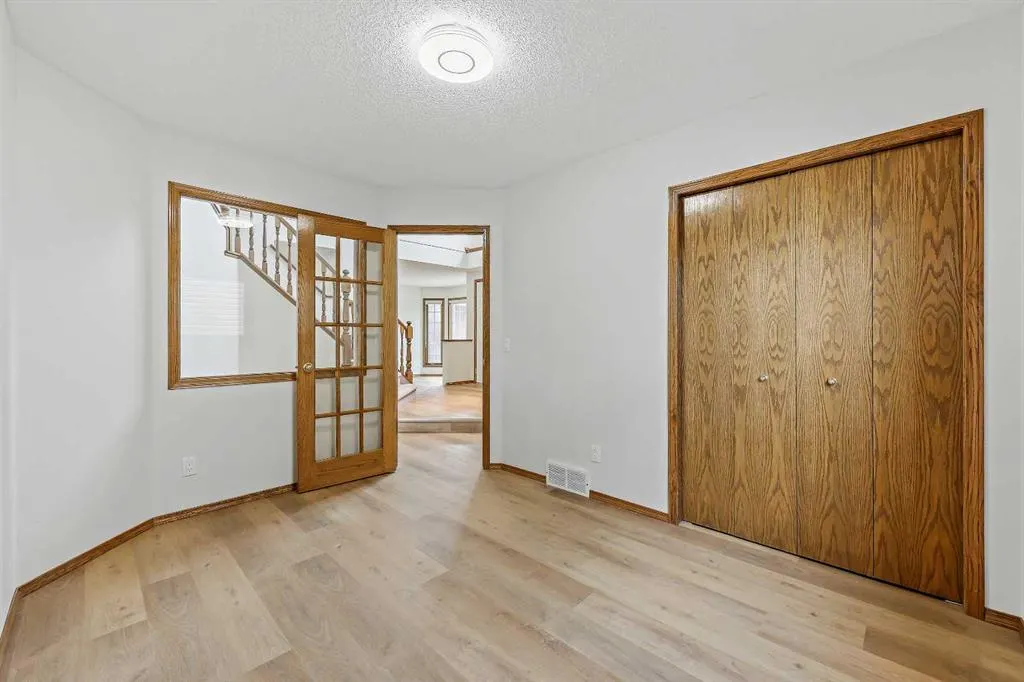 40 Edgebrook View NW
