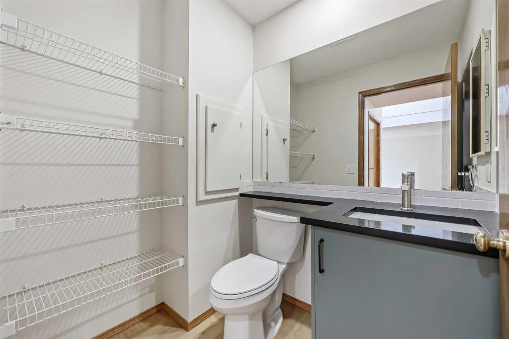 40 Edgebrook View NW