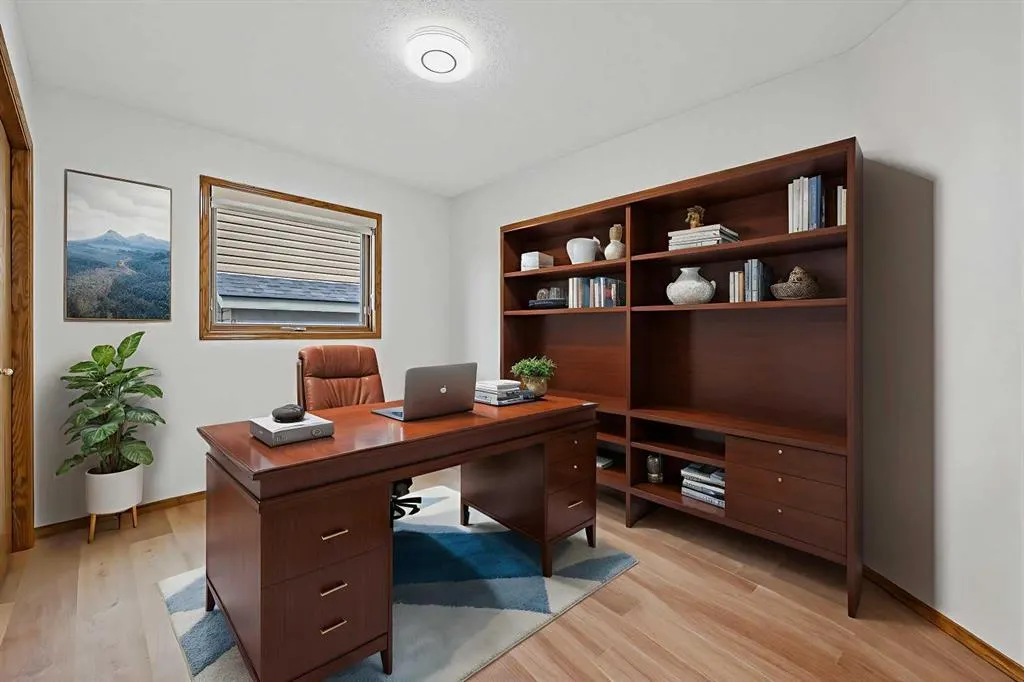 40 Edgebrook View NW