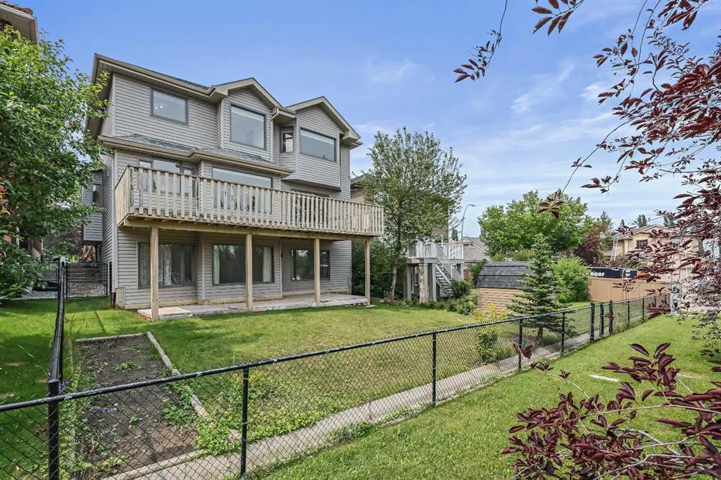 40 Edgebrook View NW