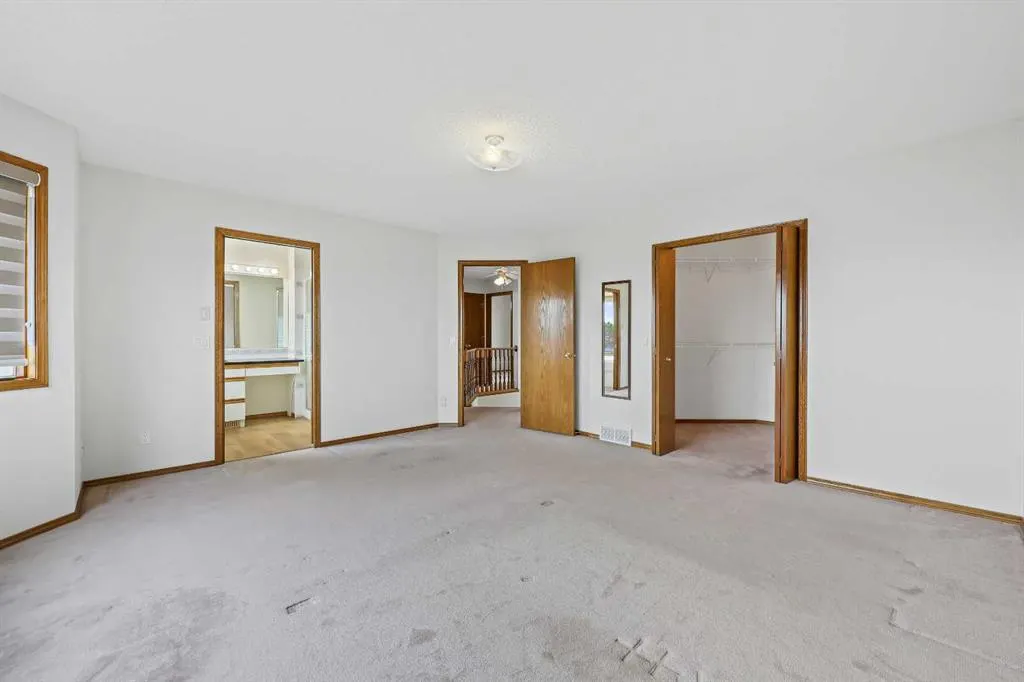 40 Edgebrook View NW