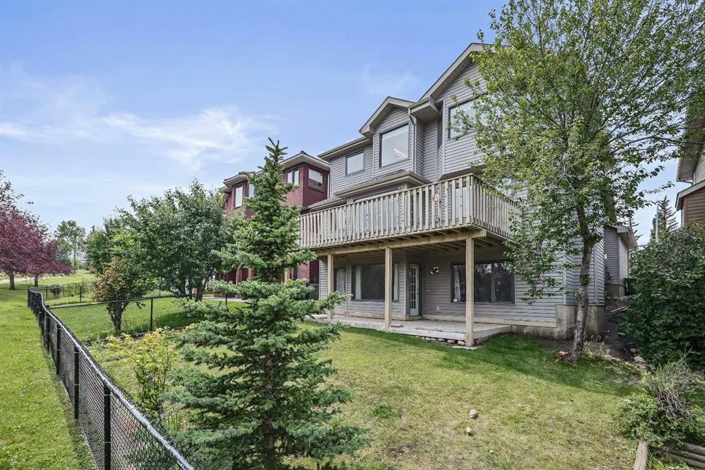 40 Edgebrook View NW