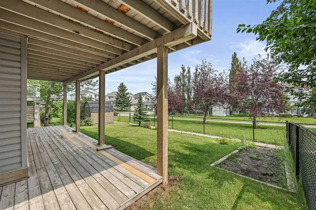 40 Edgebrook View NW