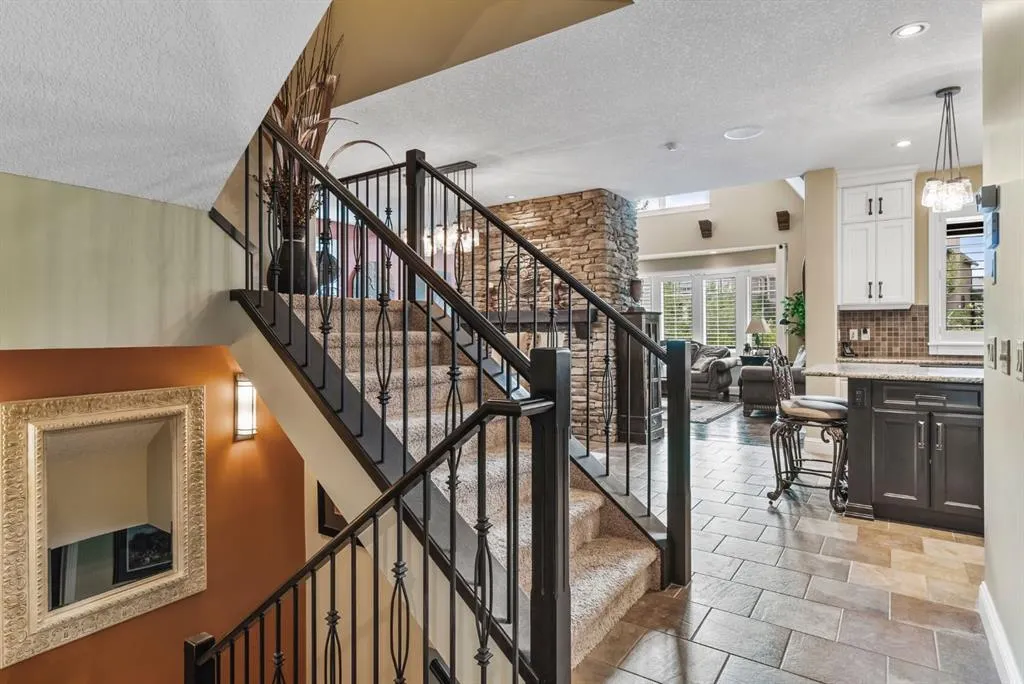 384 Coopers Terrace SW