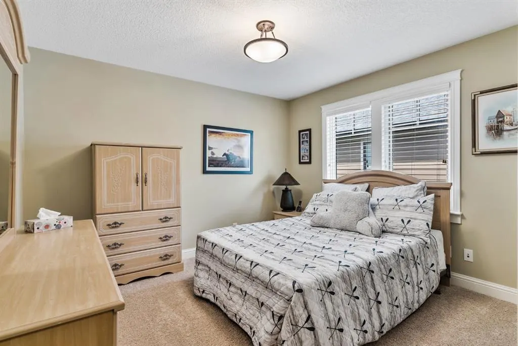 384 Coopers Terrace SW