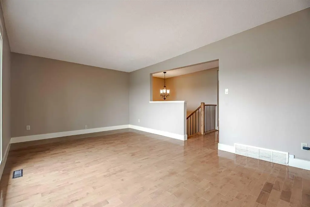 6222 31 Avenue NW, #3