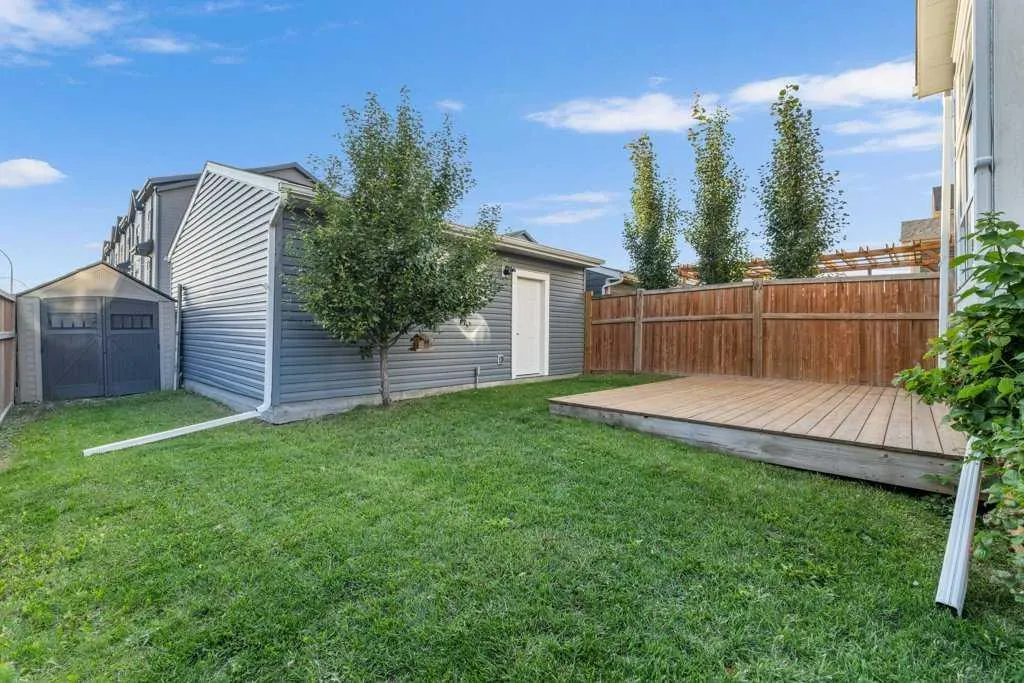 103 Masters Manor SE