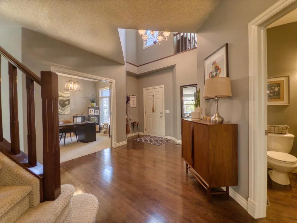 27 Tuscany Estates Drive NW