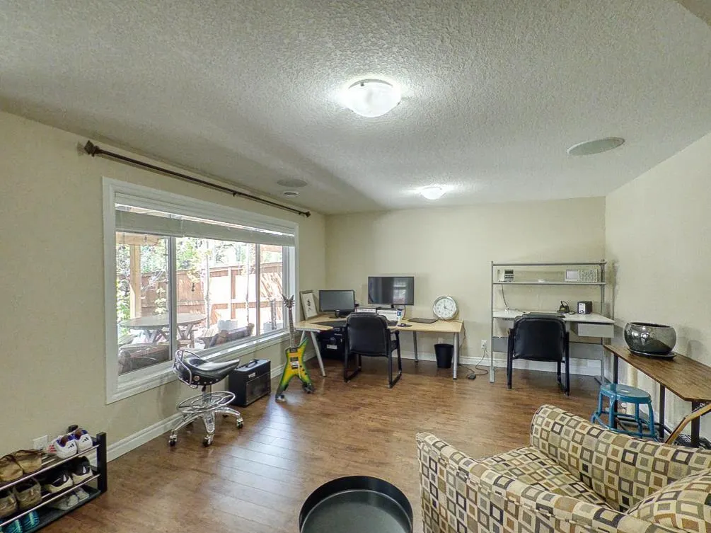 27 Tuscany Estates Drive NW