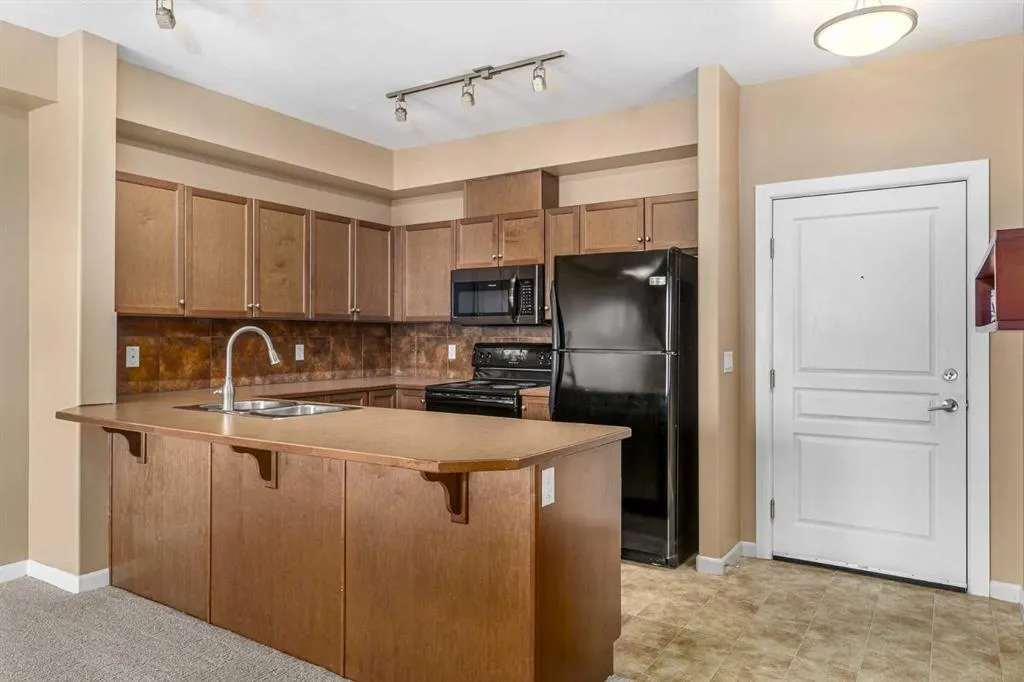 52 Cranfield Link SE, #316