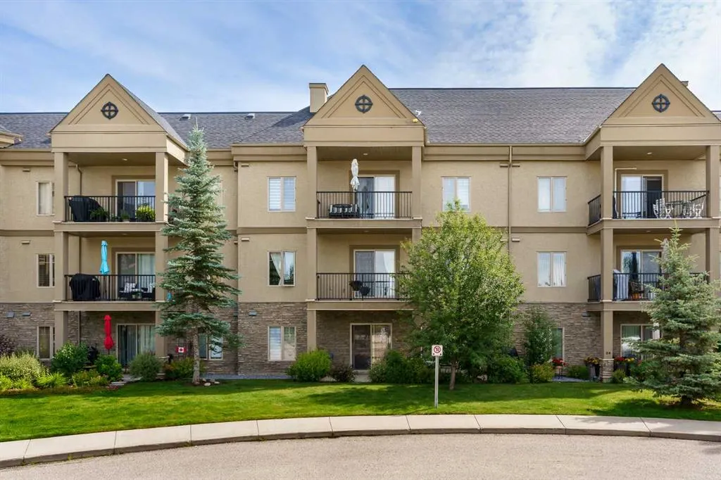 52 Cranfield Link SE, #316