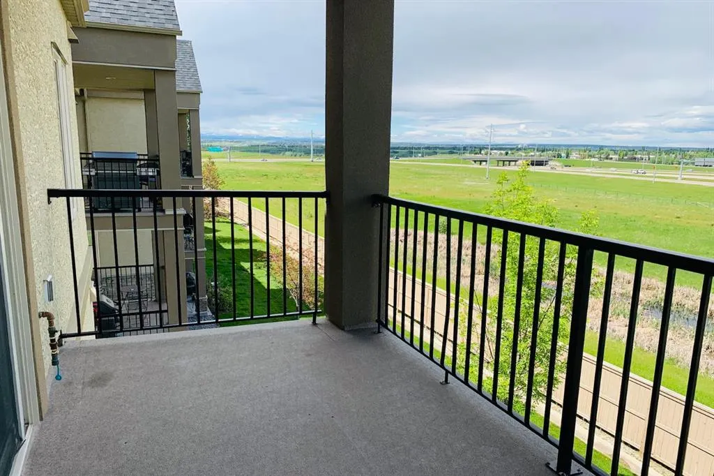 52 Cranfield Link SE, #316