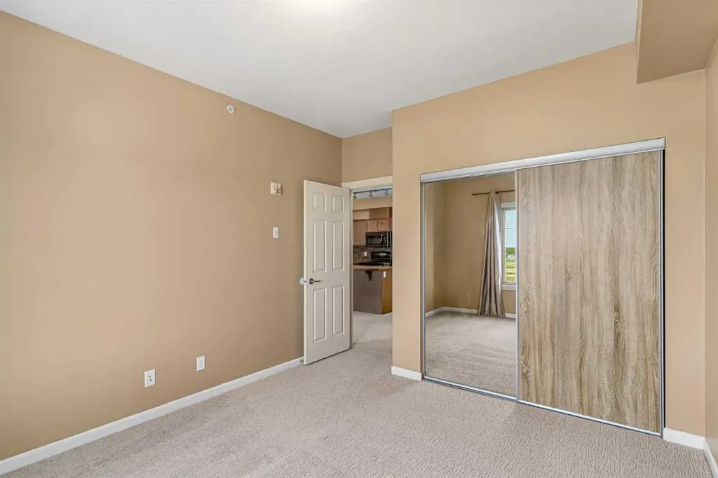 52 Cranfield Link SE, #316
