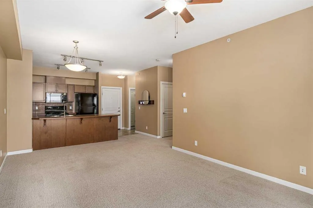 52 Cranfield Link SE, #316