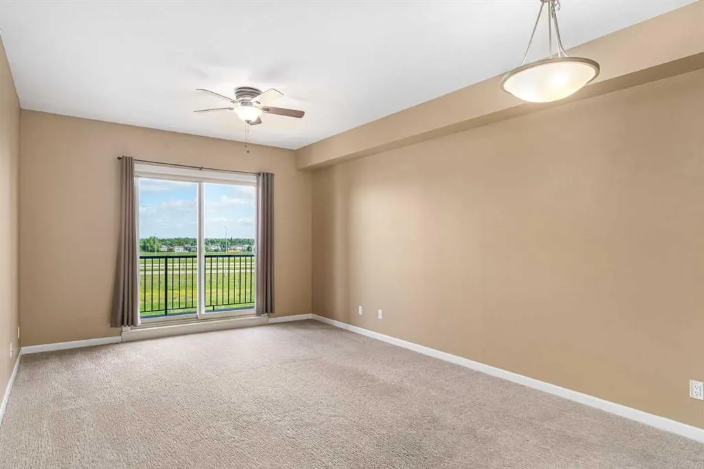 52 Cranfield Link SE, #316