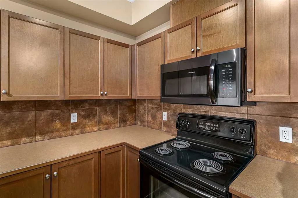 52 Cranfield Link SE, #316