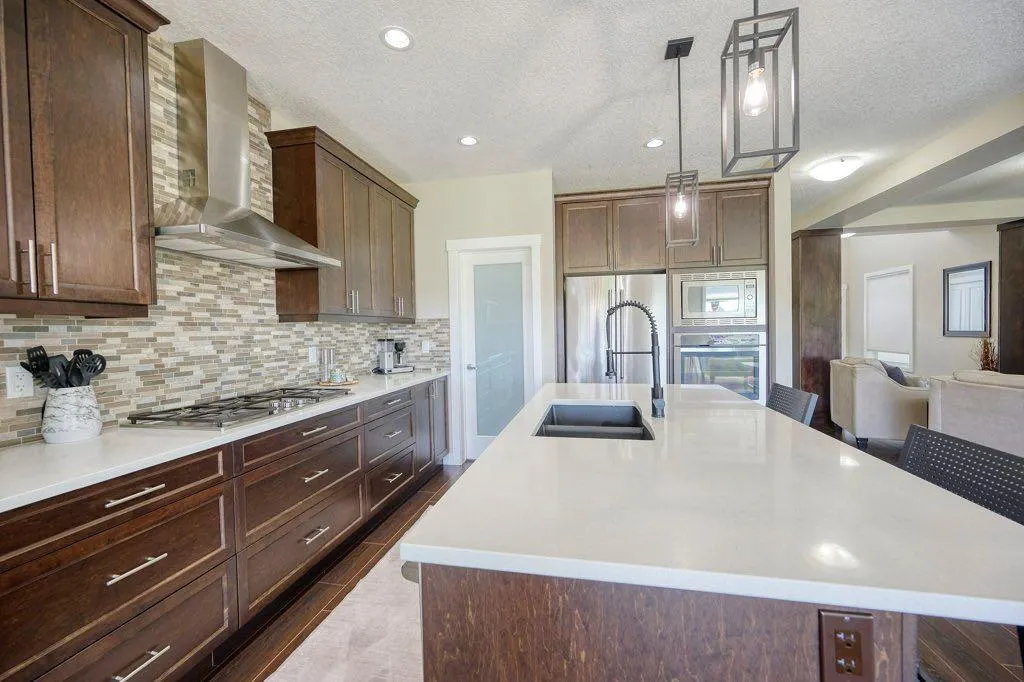 104 Nolanlake View NW