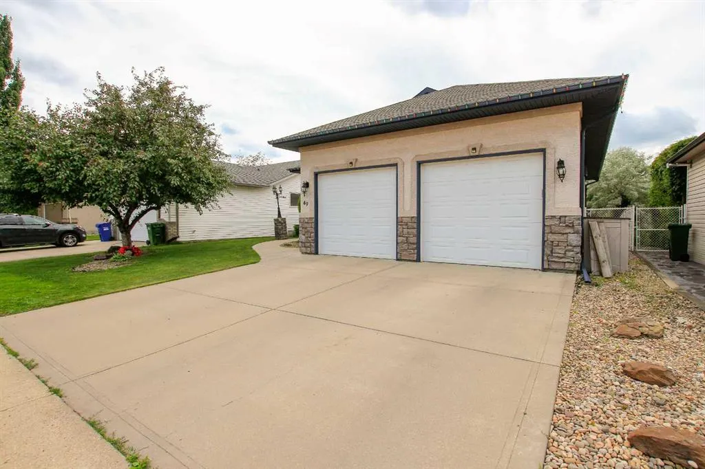 49 Leung Close