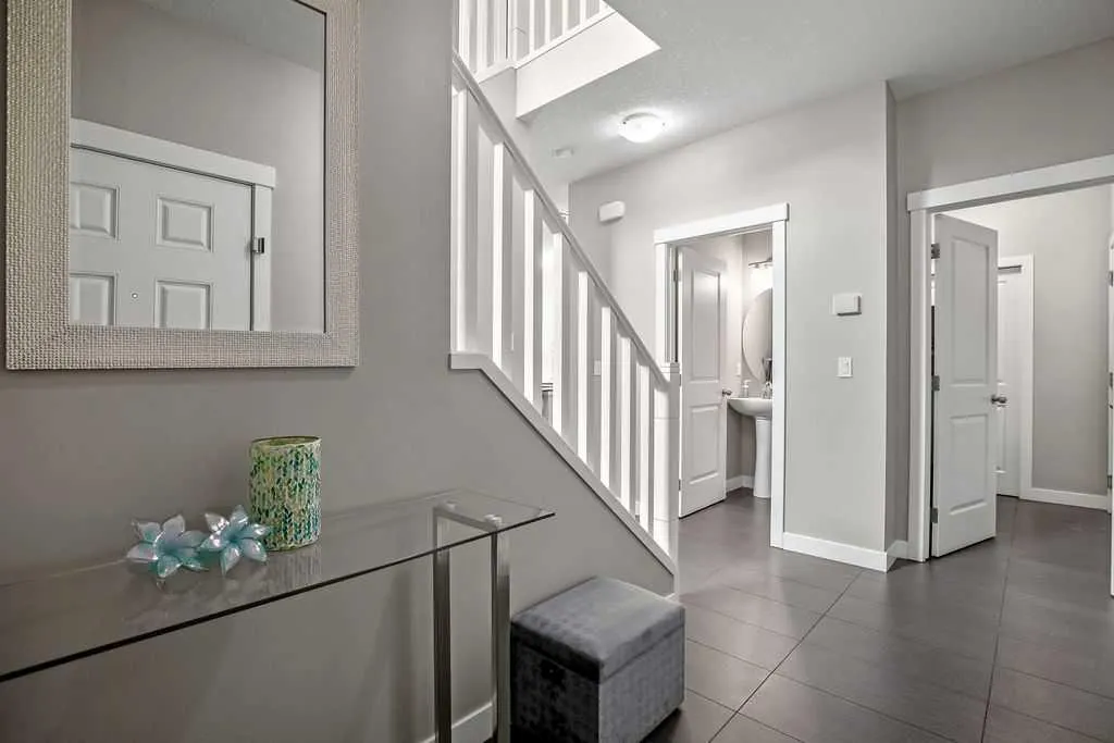 1208 Brightoncrest Green SE
