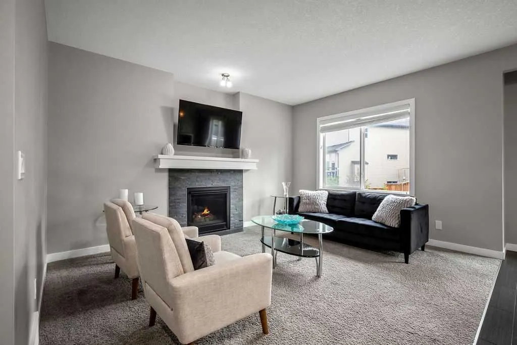 1208 Brightoncrest Green SE